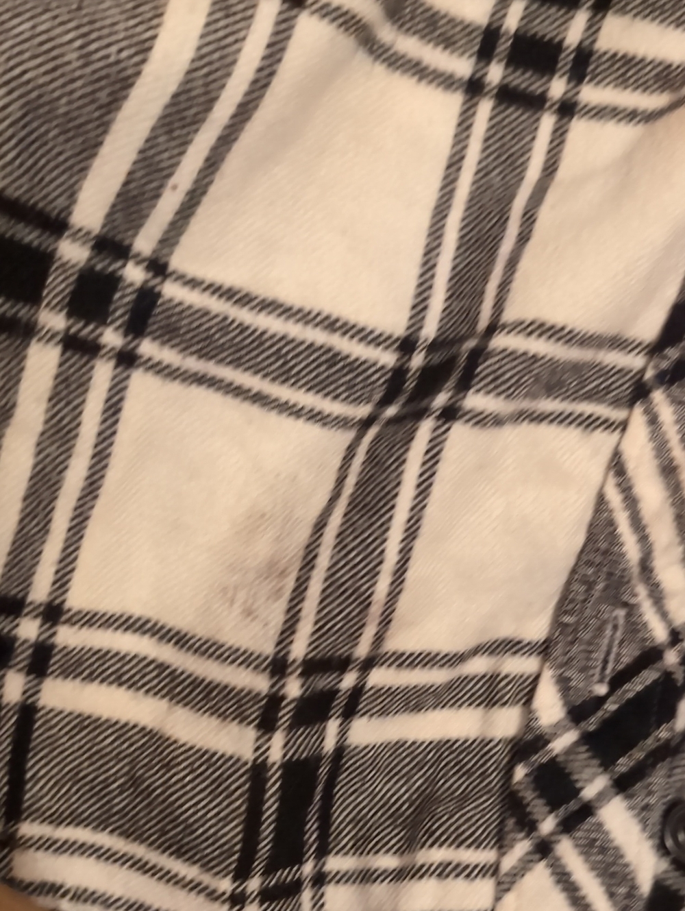 Abercrombie & Fitch, Hollister And Tommy Hilfiger Plaid Flannel Shirts - Picture 6 of 8